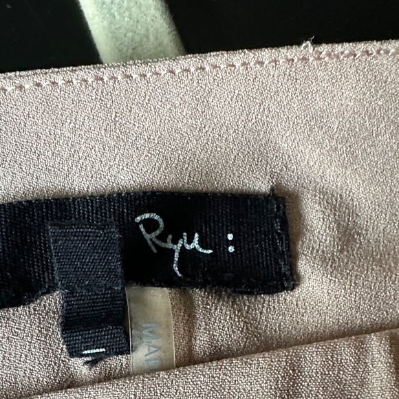 Ryu Tan Ruffle Mini Skirt - Picture 3 of 7